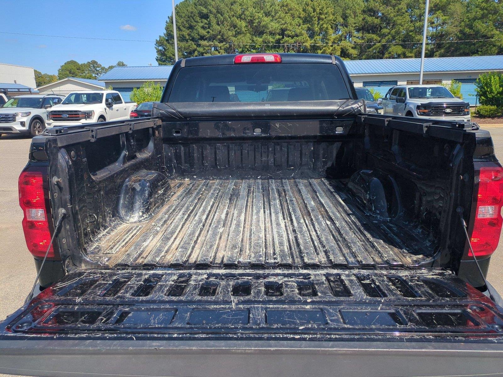 Used 2018 Black Chevrolet LT image 32
