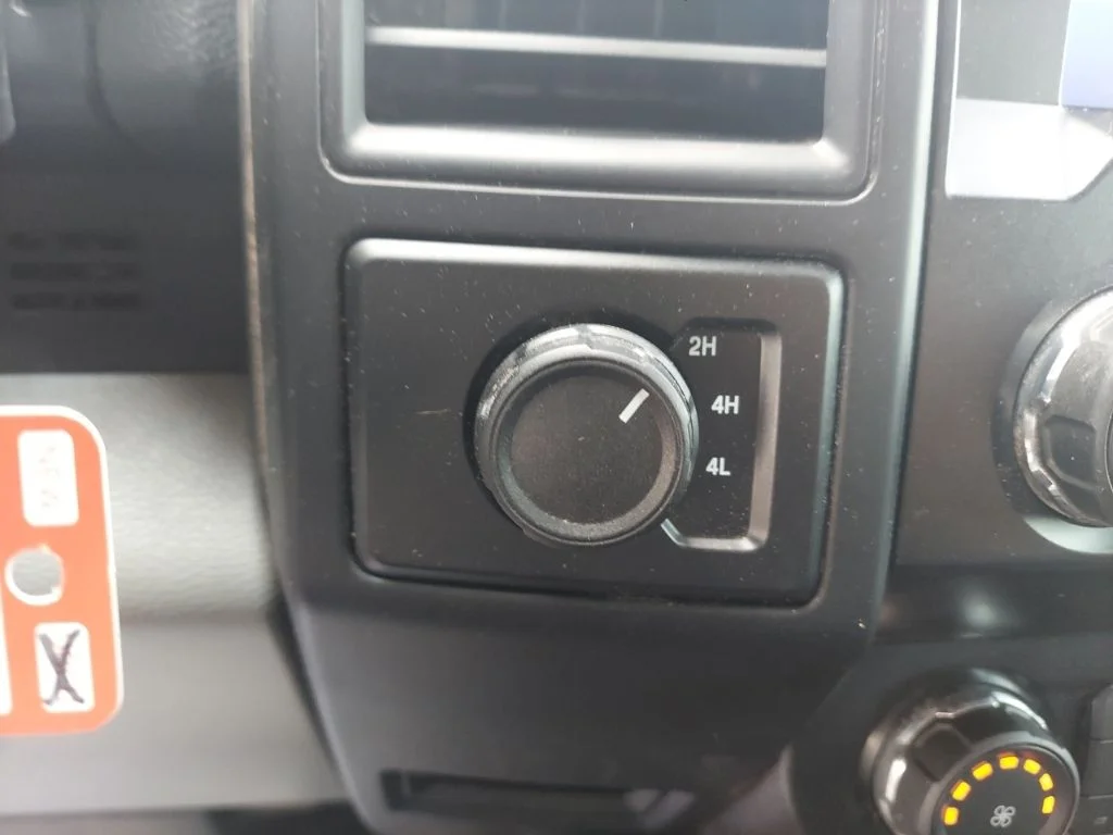 Used 2020 Gray Ford XL image 22