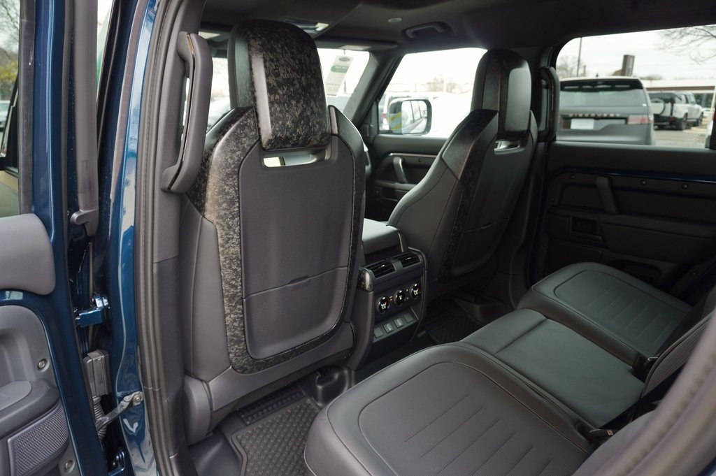 2026 LAND ROVER DEFENDER - Image 28