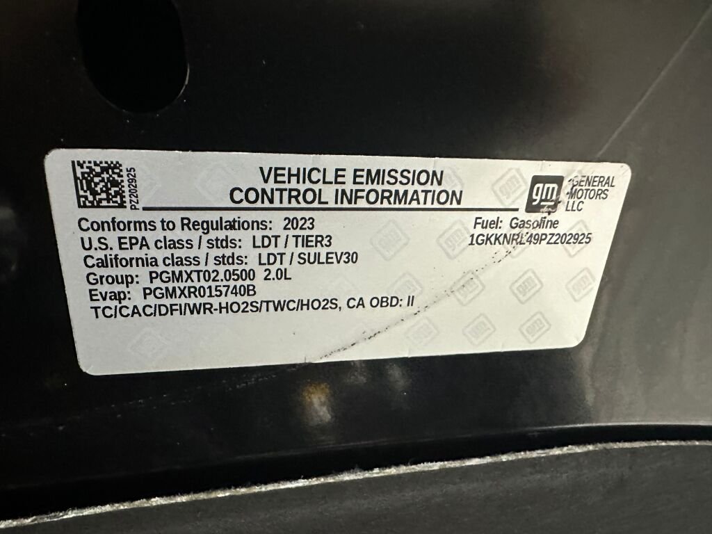 Used 2023 Ebony Twilight Metallic GMC SLE image 40
