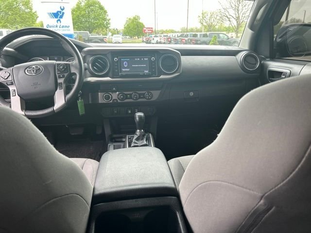 Used 2019 Gray Toyota SR5 image 16