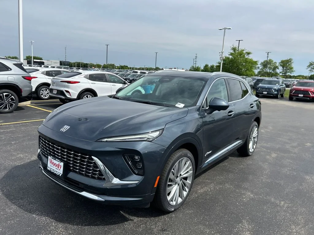 New 2026 Quartz Blue Metallic Buick Avenir image 5