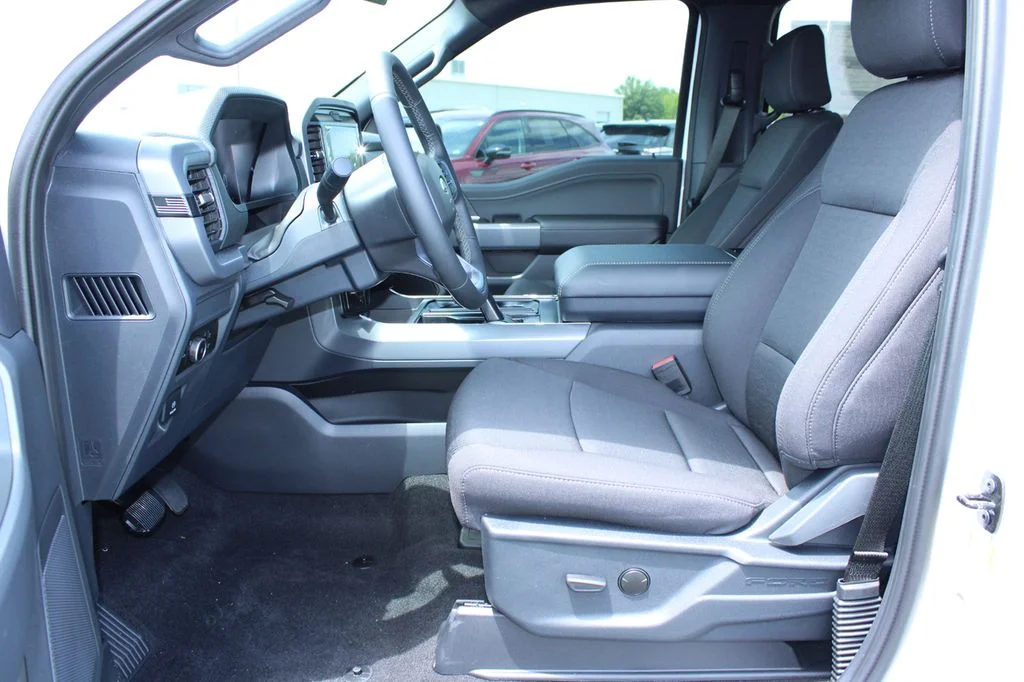 New 2026 White Ford XLT image 35