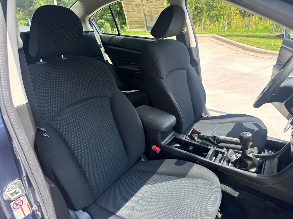 Used 2013 Marine Blue Pearl Subaru 2.0i image 34