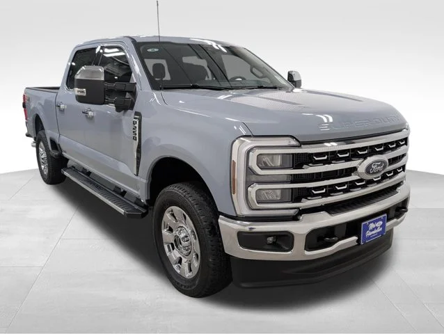 New 2026 Glacier Gray Metallic Tri-Coat Ford F-250® Lariat® image 62