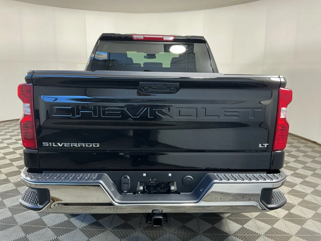 New 2026 Black Chevrolet LT image 7