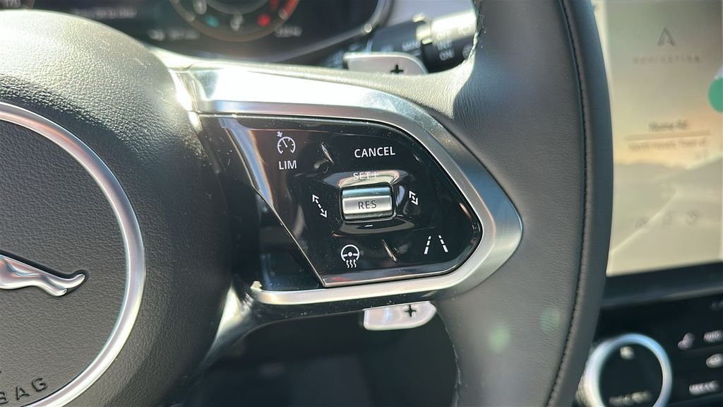 2026 Jaguar F-Pace R-Dynamic S - Photo 13