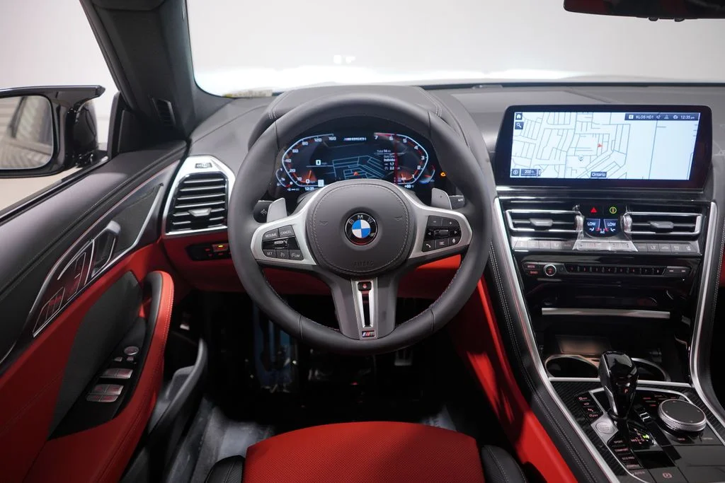 2026 BMW 8 Series M850i - Photo 11
