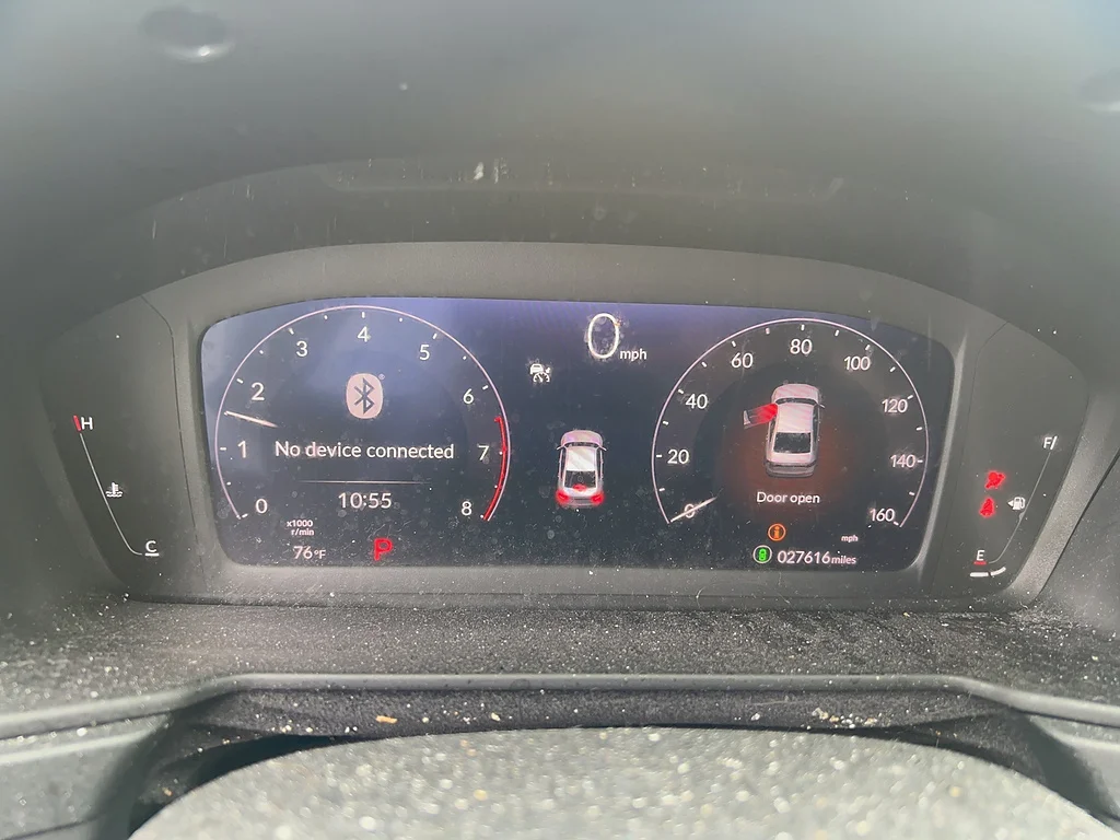 Certified Used 2023 WHITE Honda LX image 32