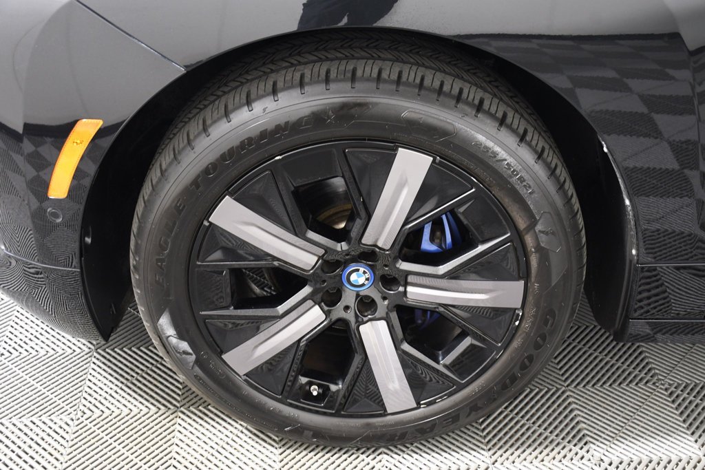 2023 BMW iX Base - Photo 11