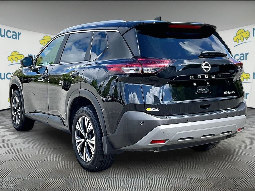 Used 2023 Black Nissan SV image 4