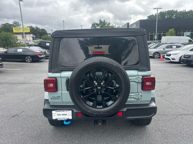Used 2023  Jeep Sahara 4xe image 4