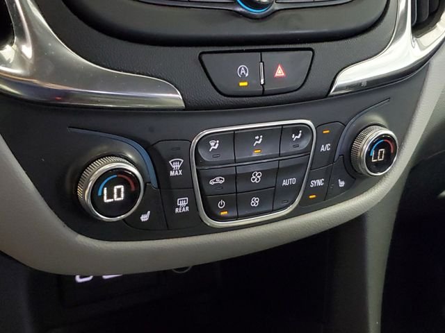 Used 2022 Gray Chevrolet LT image 21