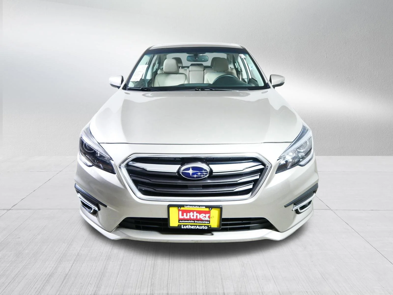Used 2018 Tungsten Metallic Subaru Limited image 2