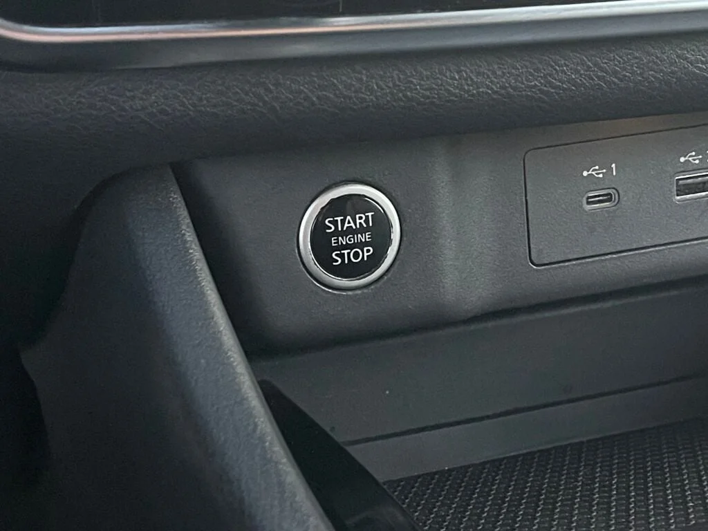 Used 2021 Super Black Nissan SV image 15