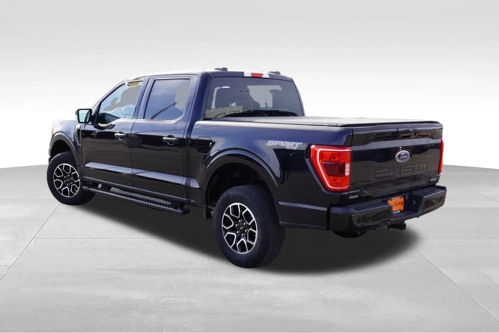 Used 2023 Black Ford XLT image 7