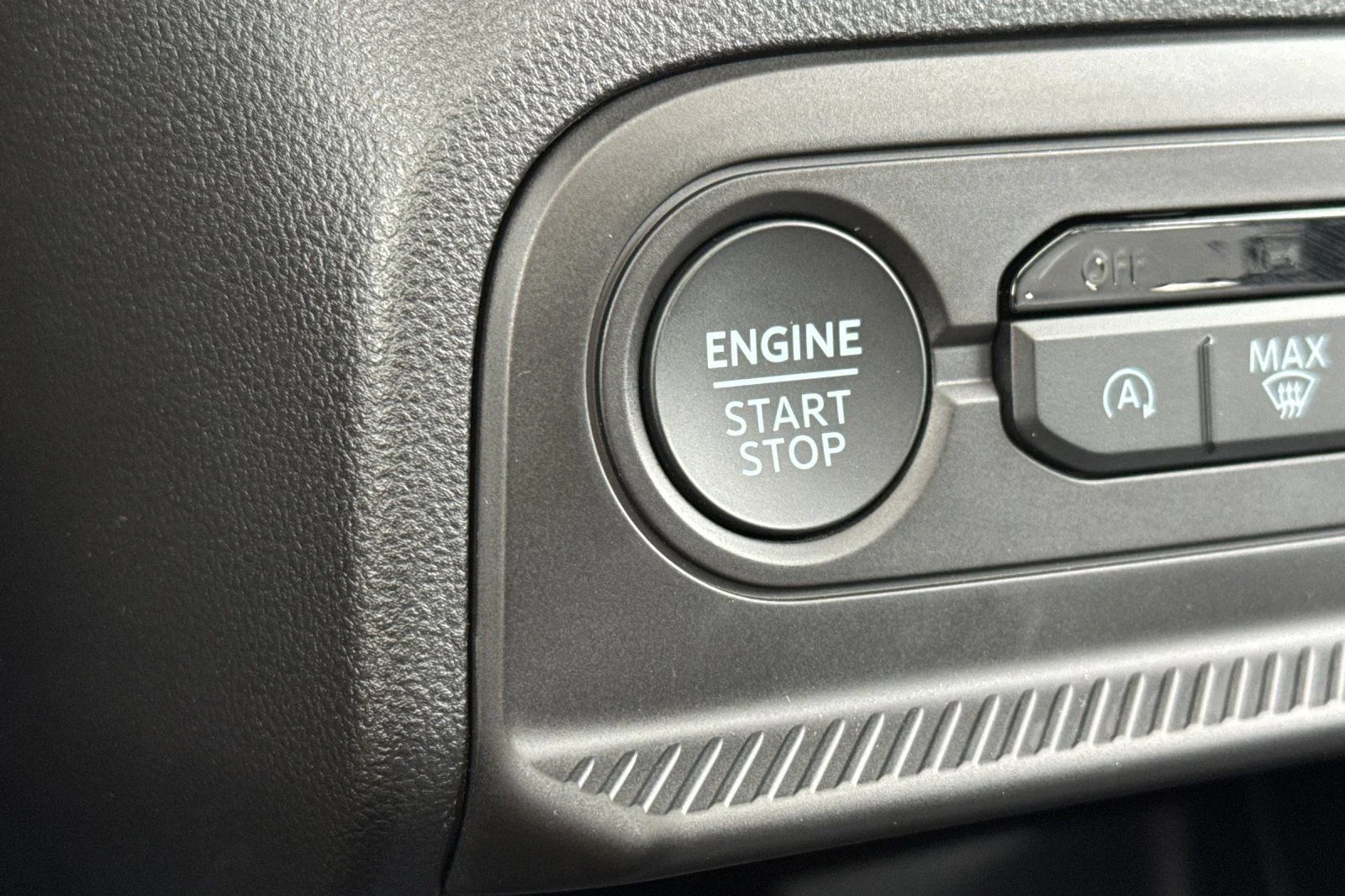 New 2026 Space White Metallic Ford Badlands® image 27