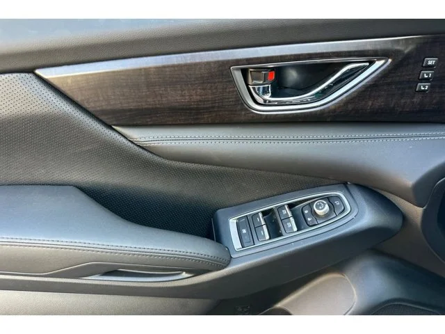 New 2026 ICE SILVER METALLIC Subaru Touring 7-Passenger image 40