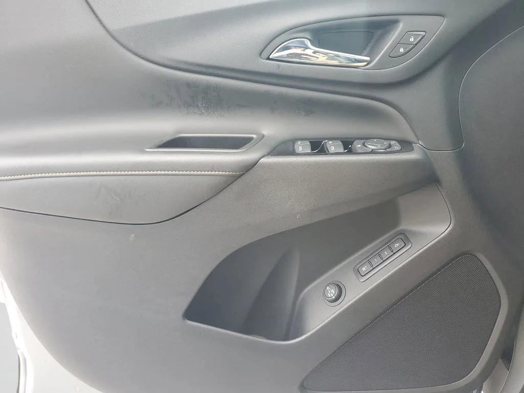Used 2023 Sterling Gray Metallic Chevrolet Premier image 18