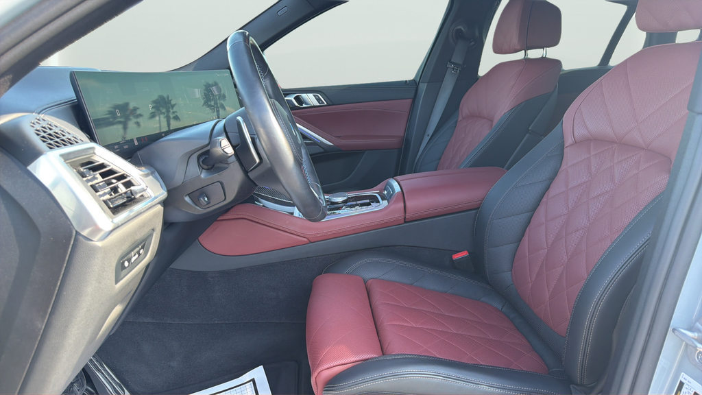 Used 2025 Gray BMW M60i image 17