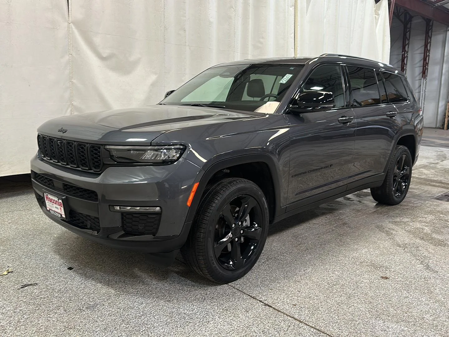 2024 Jeep Grand Cherokee L Limited 4x4's photo