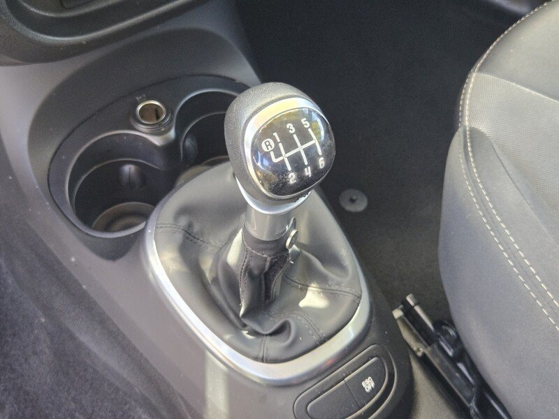 Used 2015 White FIAT 5DR HB URBANA TREKKING image 25