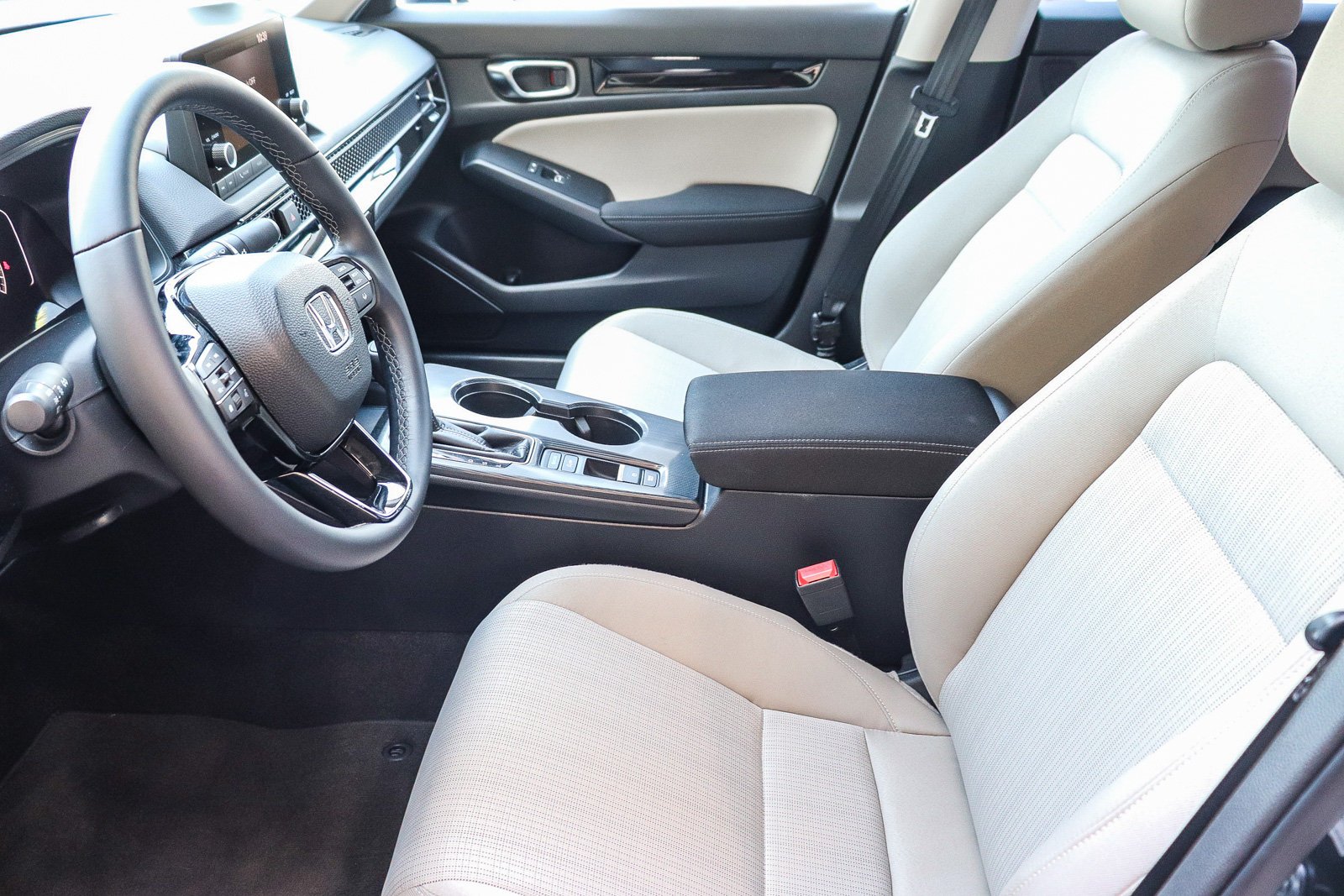 2024 Honda Civic EX - Photo 22