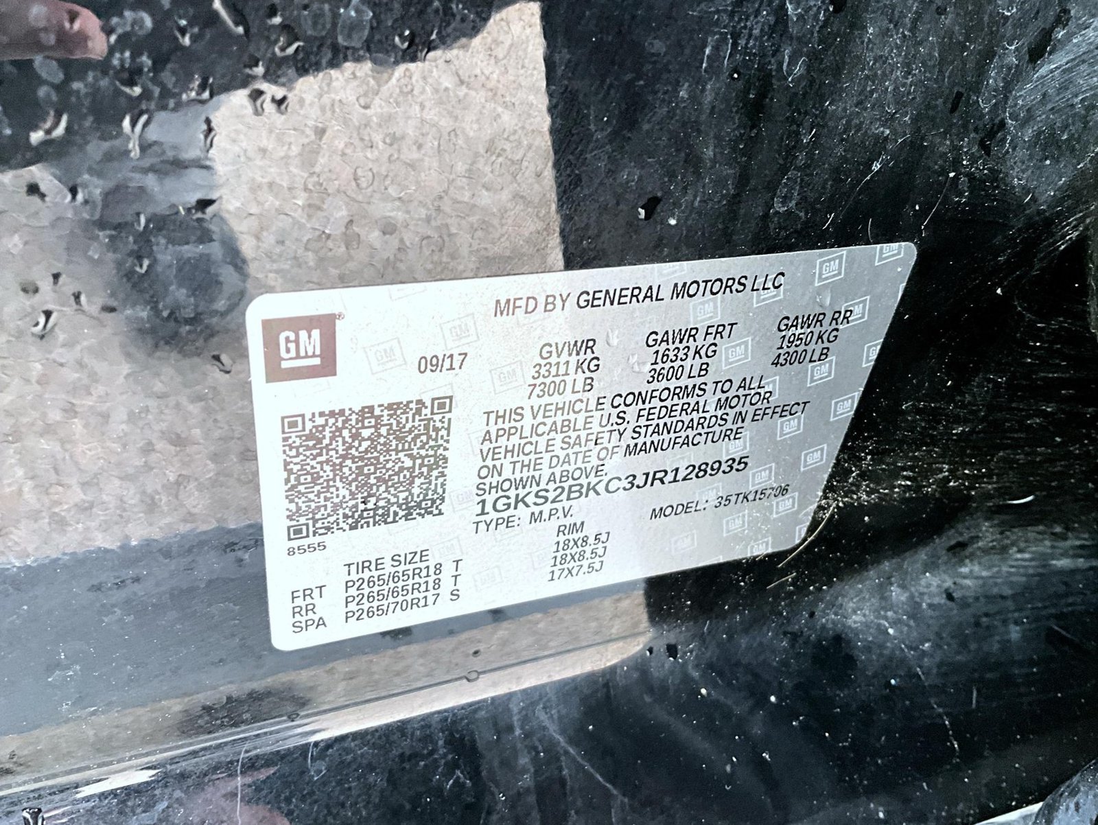 Used 2018 Black GMC SLT image 28