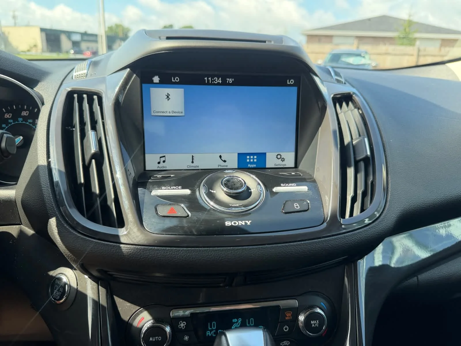Used 2016 White Platinum Metallic Tri-Coat Ford Titanium image 27