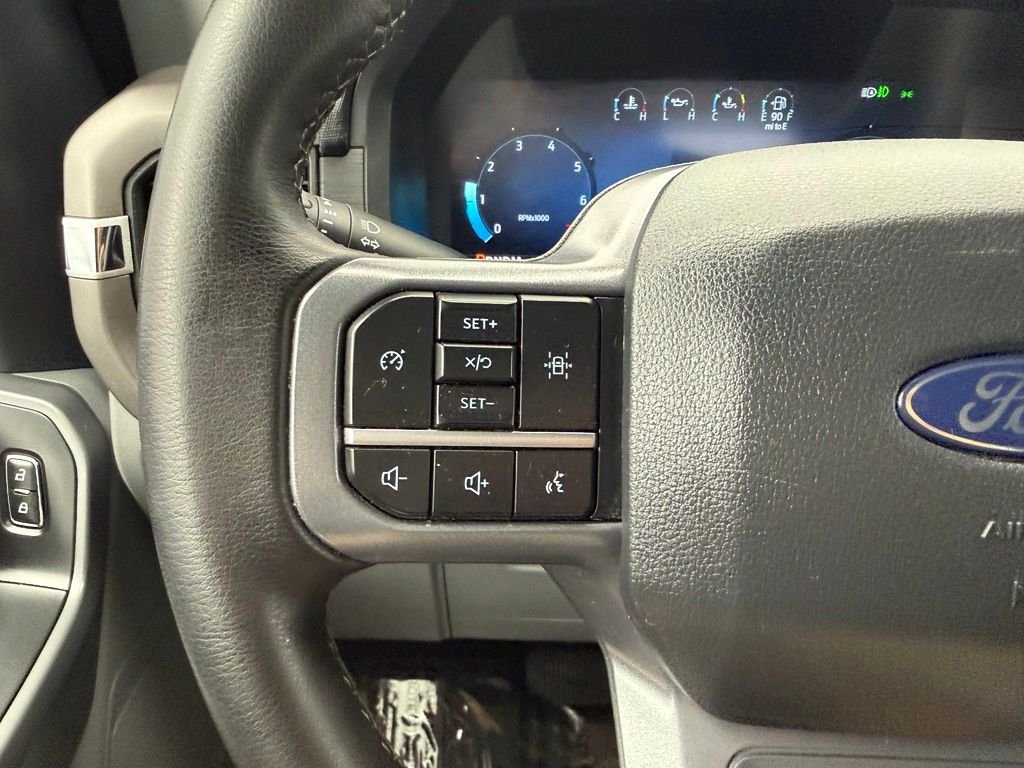 Used 2025 Silver Ford XLT image 46