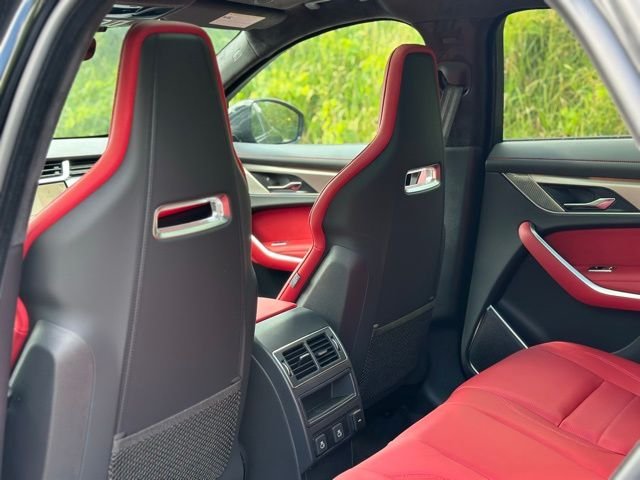2026 Jaguar F-Pace R-Dynamic S - Photo 16