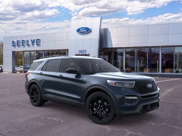 2022 Ford Explorer ST-Line