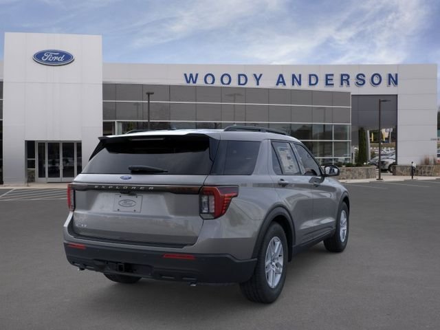 New 2026 Carbonized Gray Metallic Ford Active image 8