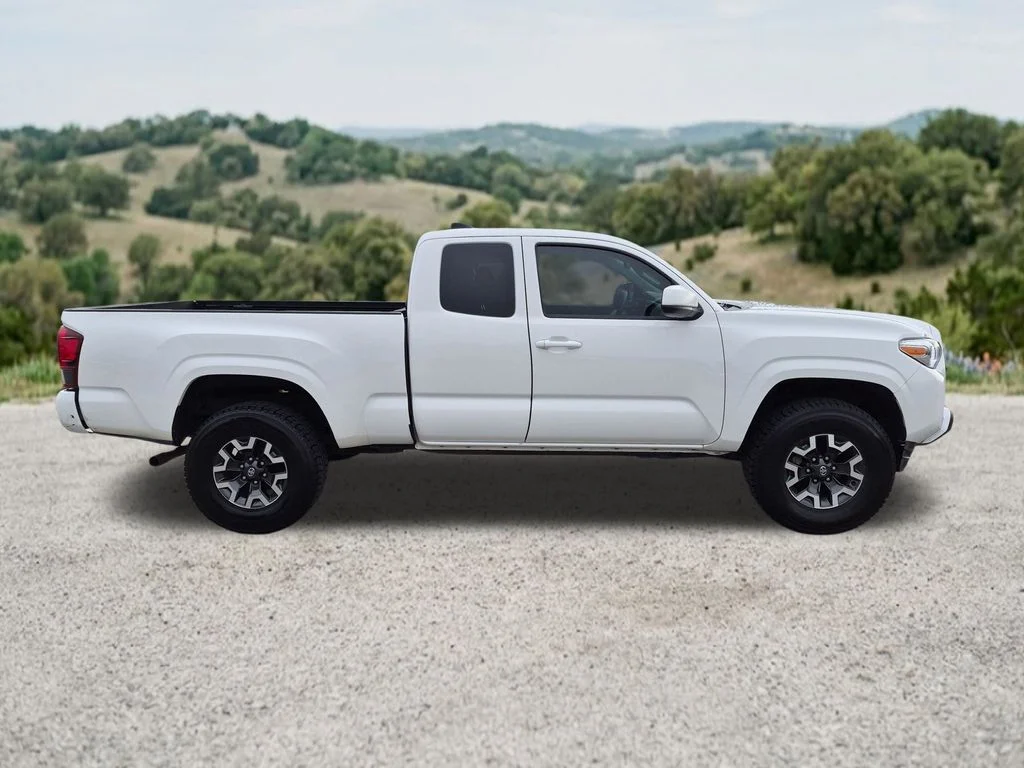 Used 2023 White Toyota SR image 11