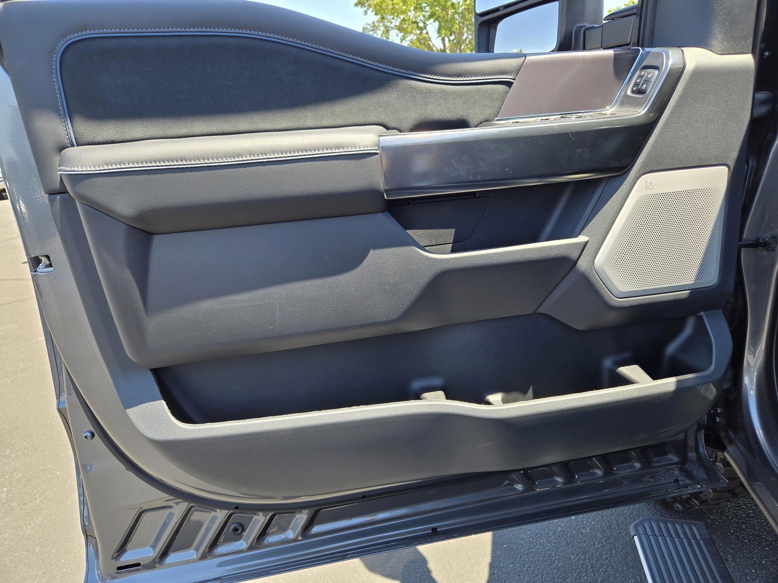 New 2026 Carbonized Gray Metallic Ford F-250® Platinum® image 9