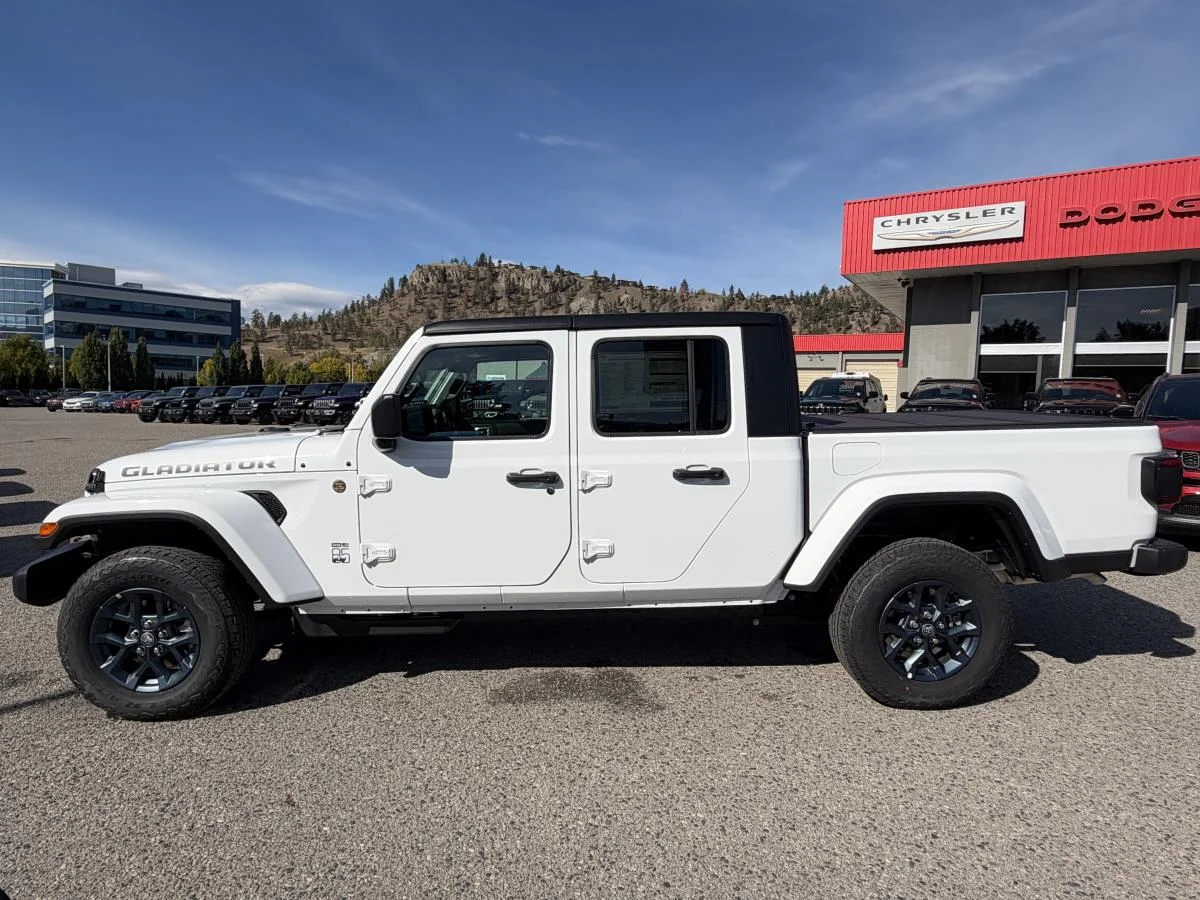 New 2026 White Jeep 85th Anniv image 3
