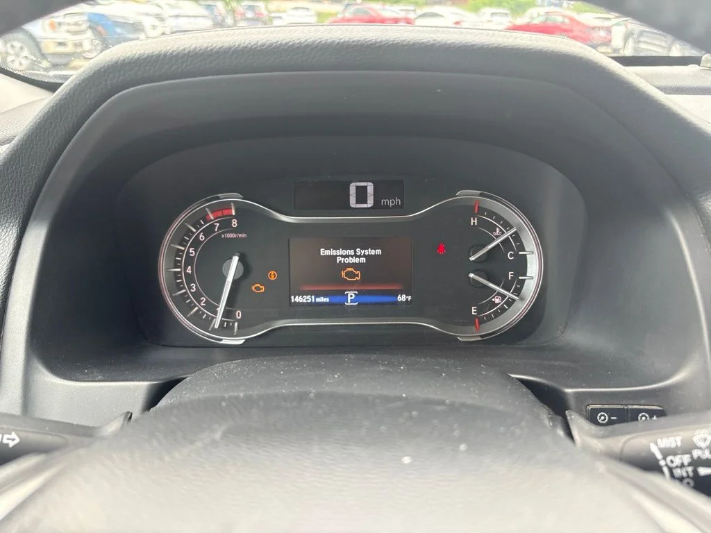 Used 2017 Silver Honda RTL-T image 18