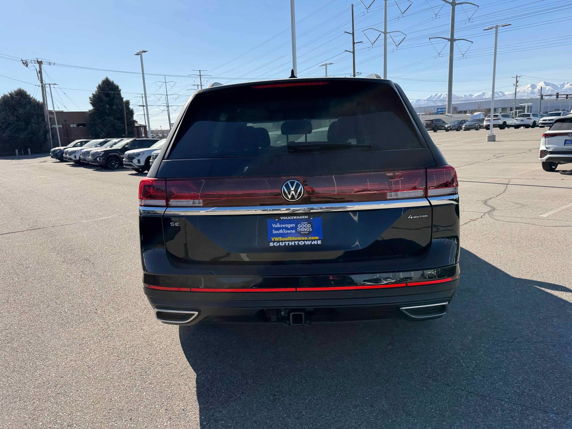 New 2026 Deep Black Volkswagen 2.0T SE w/Technology image 7
