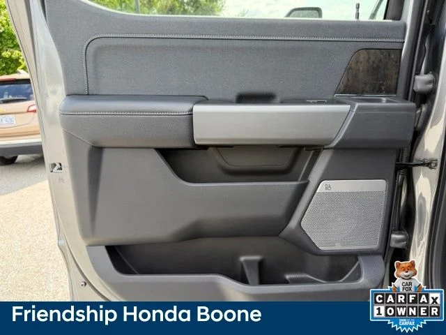 Used 2024 Gray Ford Lariat image 42