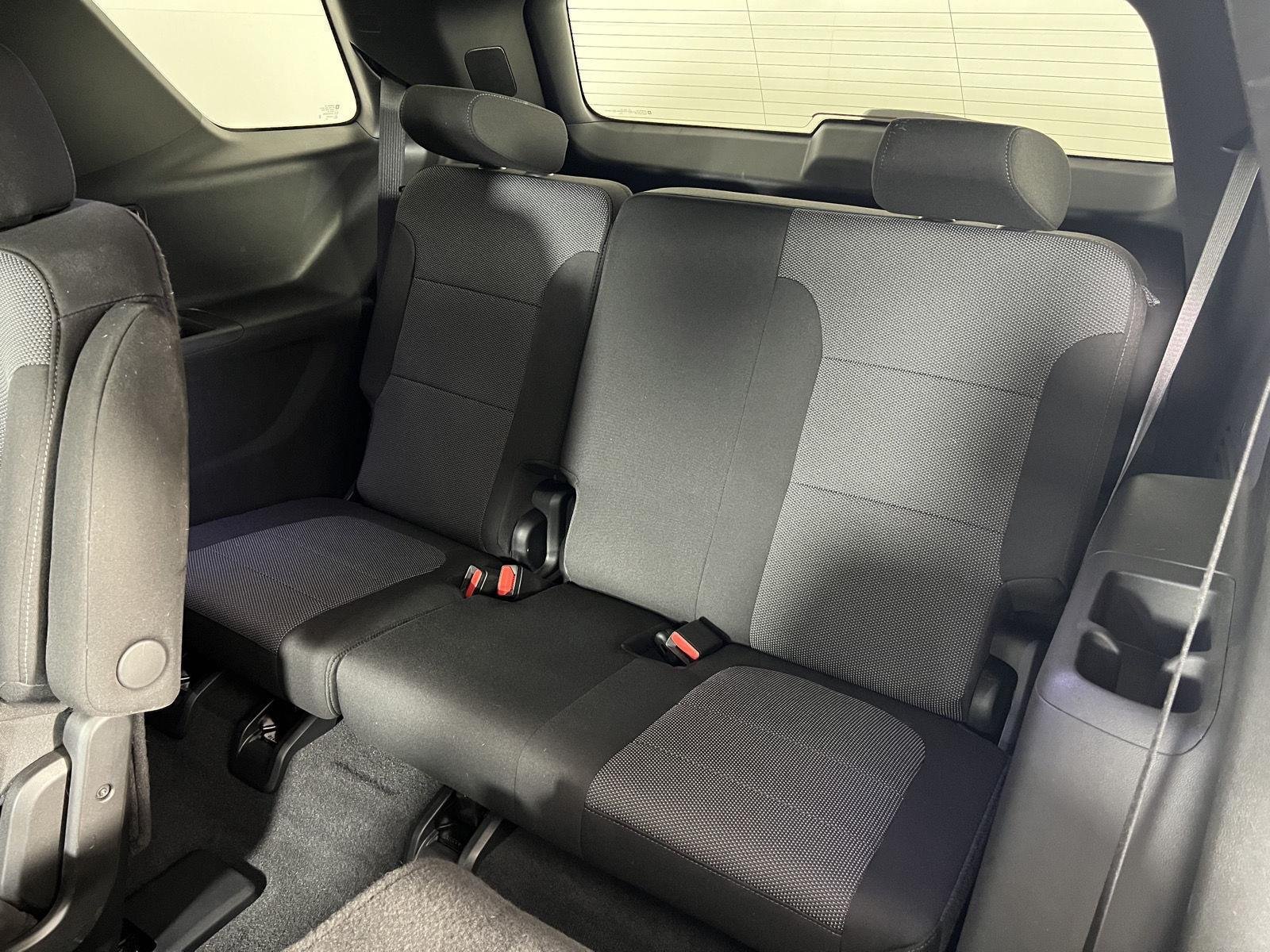 Used 2023 Sterling Gray Metallic Chevrolet LT Cloth image 37