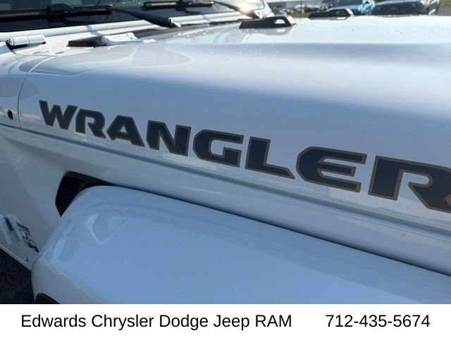 New 2026 Bright White Clearcoat Jeep 85th Anniversary Edition image 11