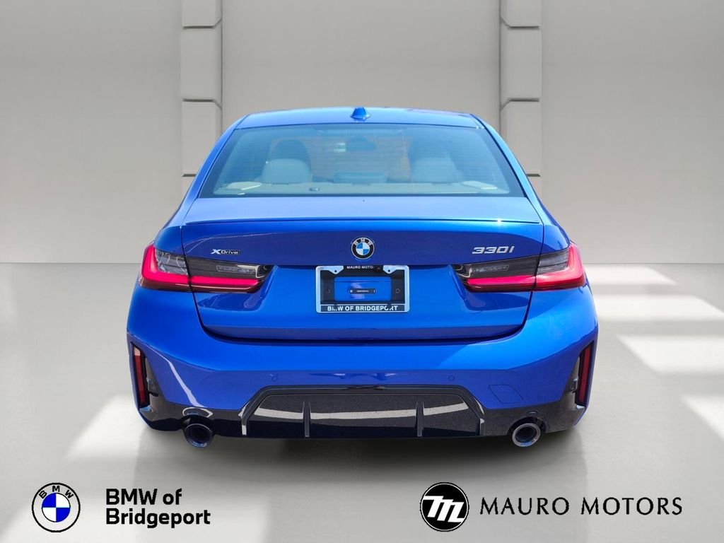 Used 2023 Blue BMW 330i xDrive image 4