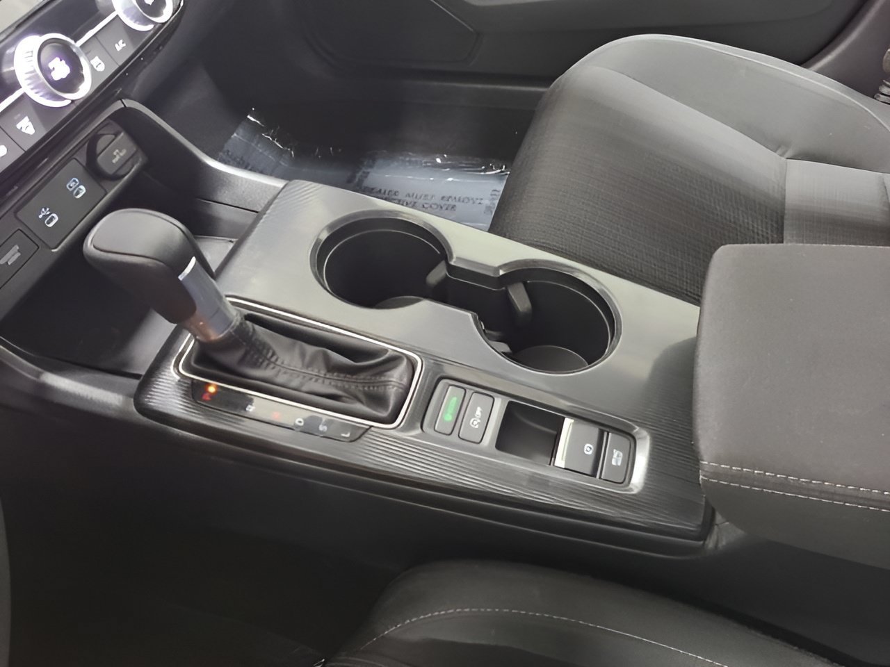 Used 2025 Meteorite Gray Metallic Honda LX image 28