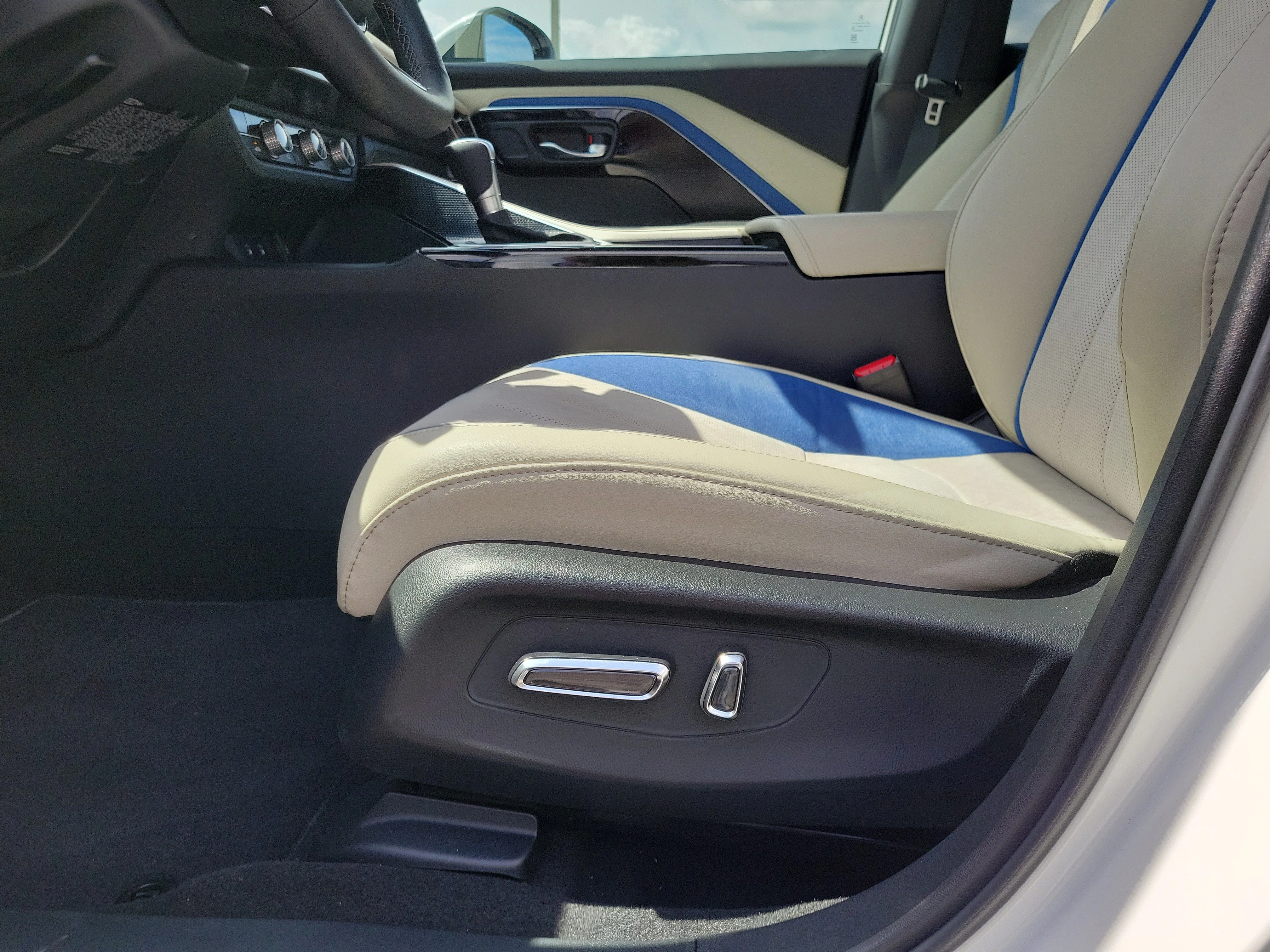 Used 2026 WHITE Acura w/A-SPEC image 16