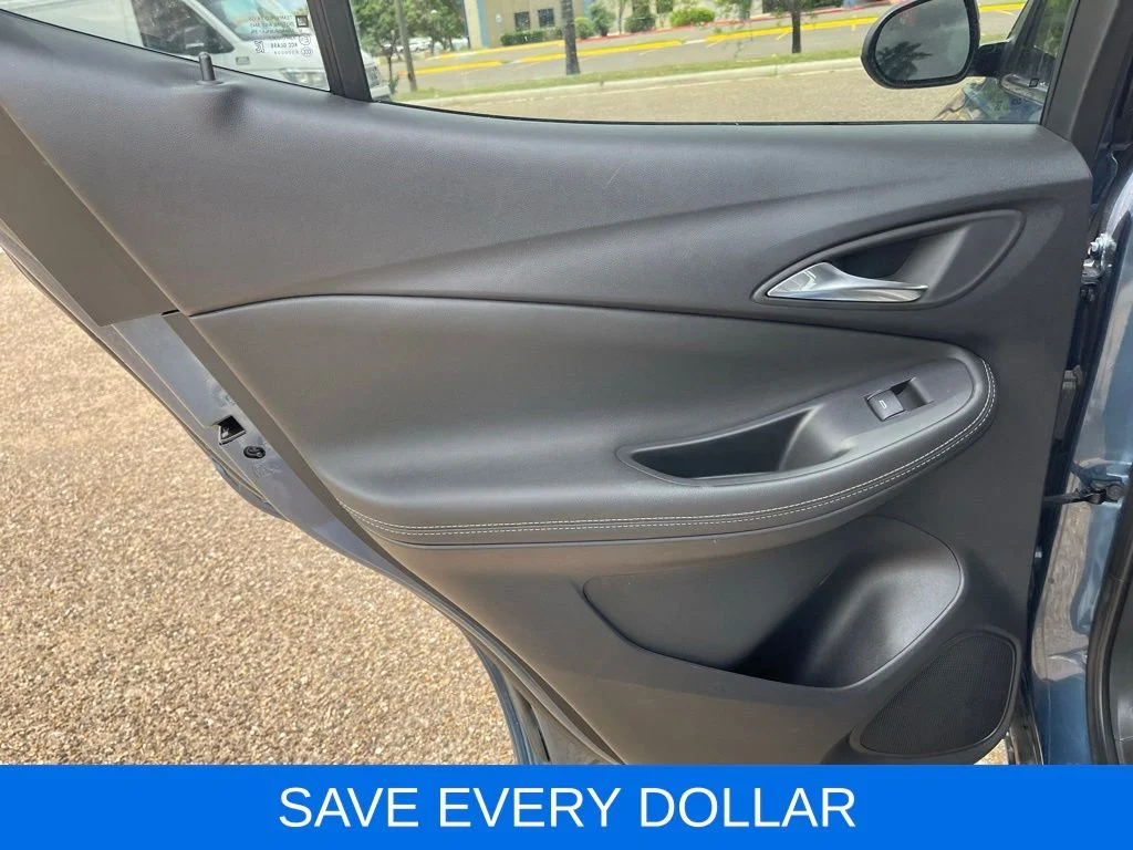 2024 Buick Encore GX Avenir - Photo 18