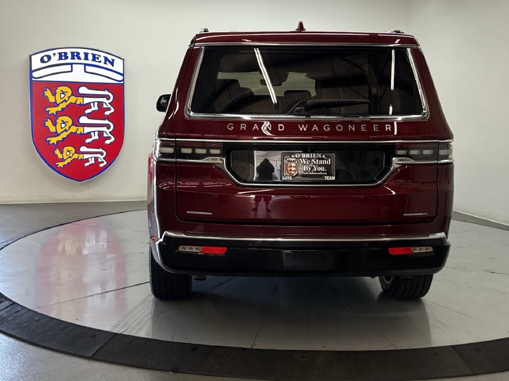 Used 2022 Velvet Jeep Series II image 11