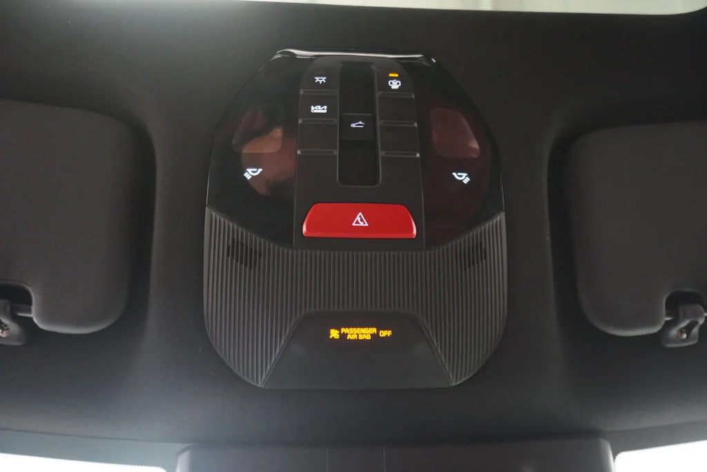Used 2025 Black Kia GT-Line Turbo image 27