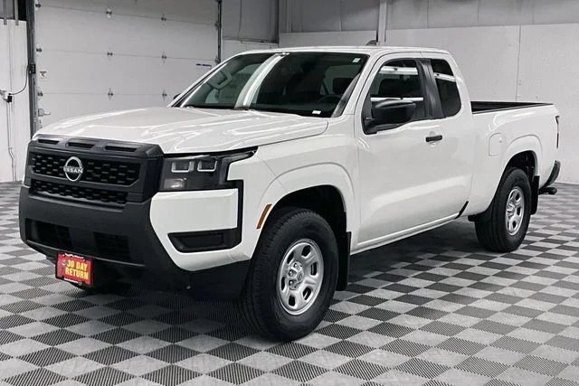New 2026 Glacier White Nissan S image 2