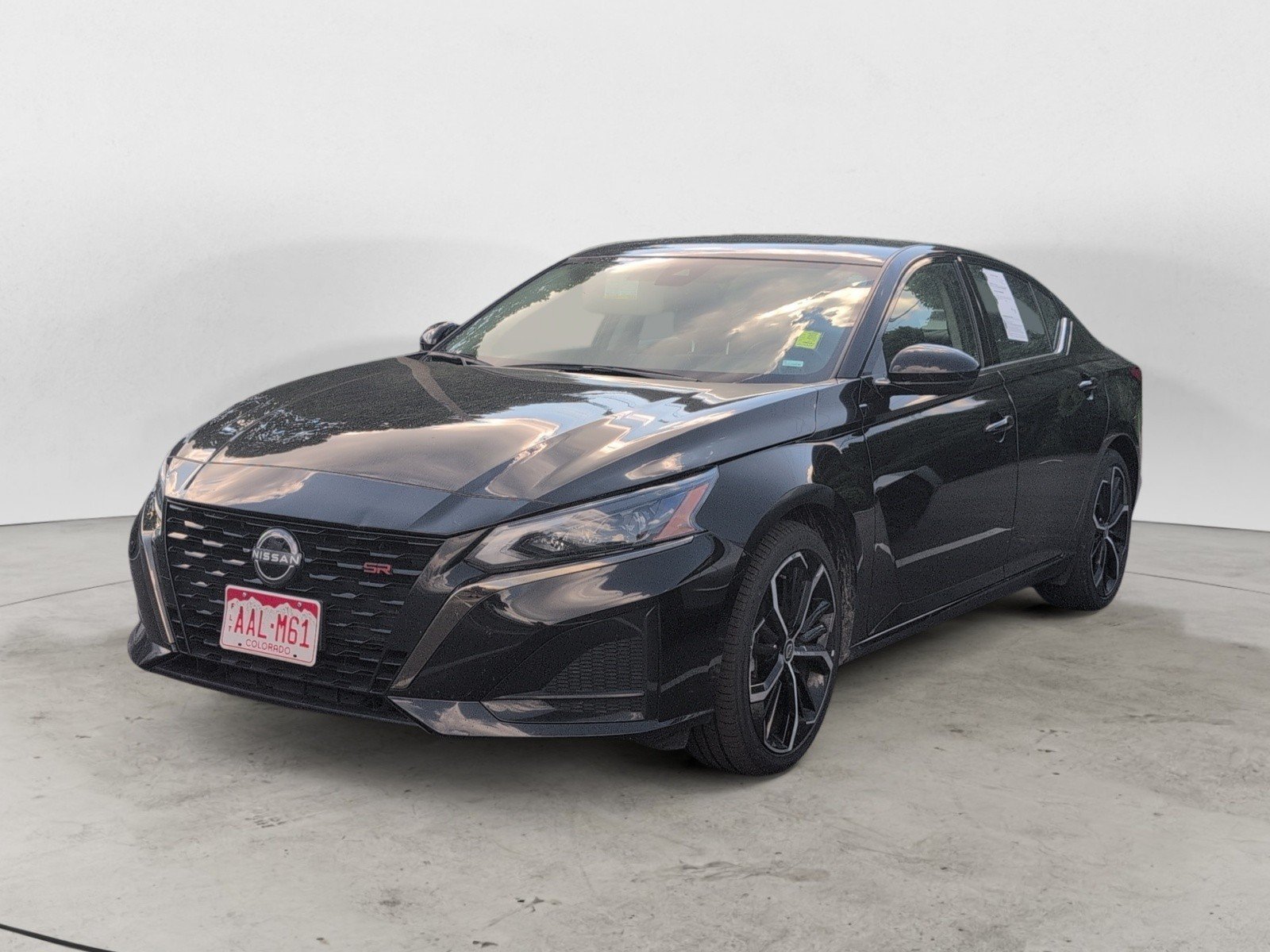 Used 2024 Super Black Nissan 2.5 SR image 2