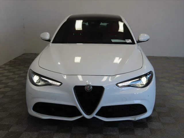 Used 2022 White Alfa Romeo Sprint RWD image 2